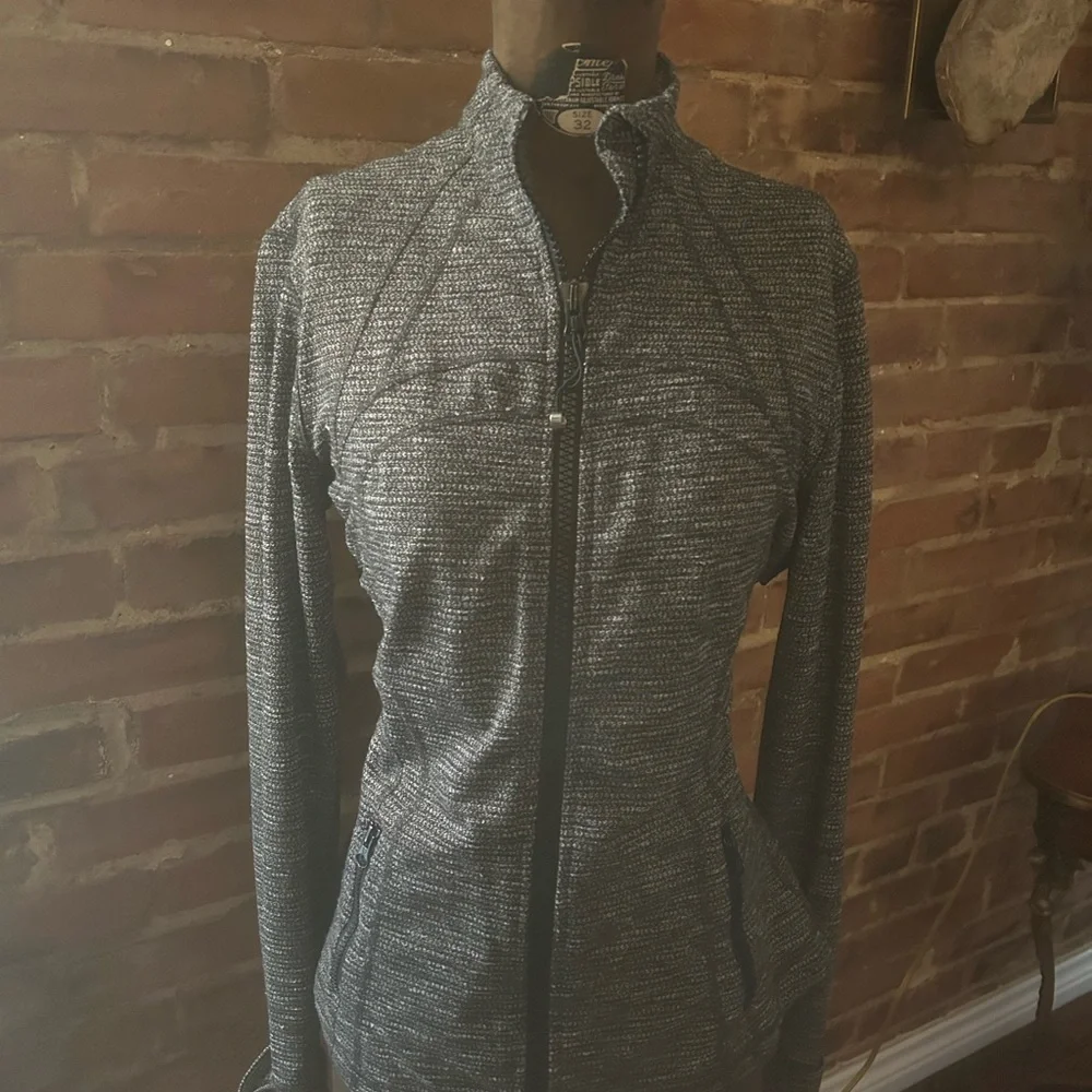 Lululemon Coco Pique Black White Define Classic Jacket, 10, Pristine! - Picture 6 of 13